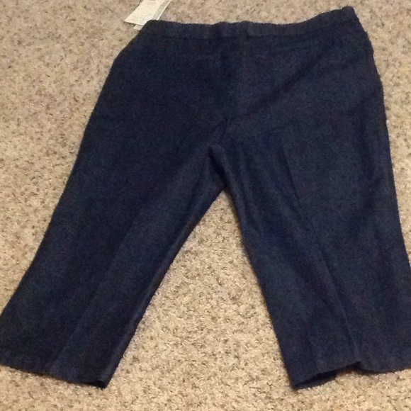 NWT Dressy Denim Capris - Picture 6 of 8